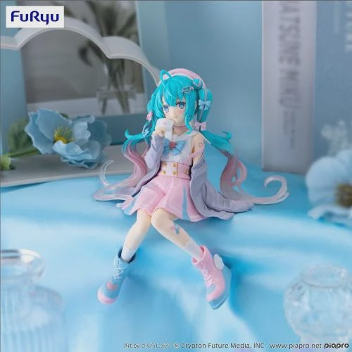 HATSUNE-MIKU---Love-Sailor-Grey-Color---Statue-Noodle-Stopper-13cm