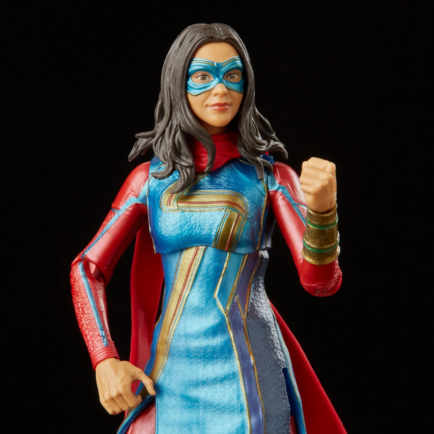 Marvel Legends Series - Ms Marvel - 6IN Action Figure