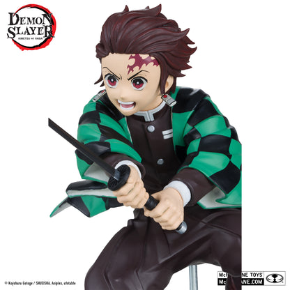 McFarlane Toys: Demon Slayer: Kimetsu no Yaiba - Tanjiro Kamado - 12IN Posed Figure