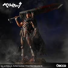 Figure of a warrior with armor and a sword against a dark background, featuring the brand 'Gecco'.