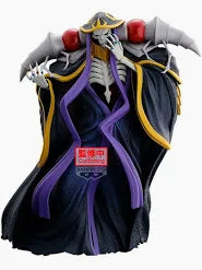 Figurine of a character with purple vest and gray gloves on a black background