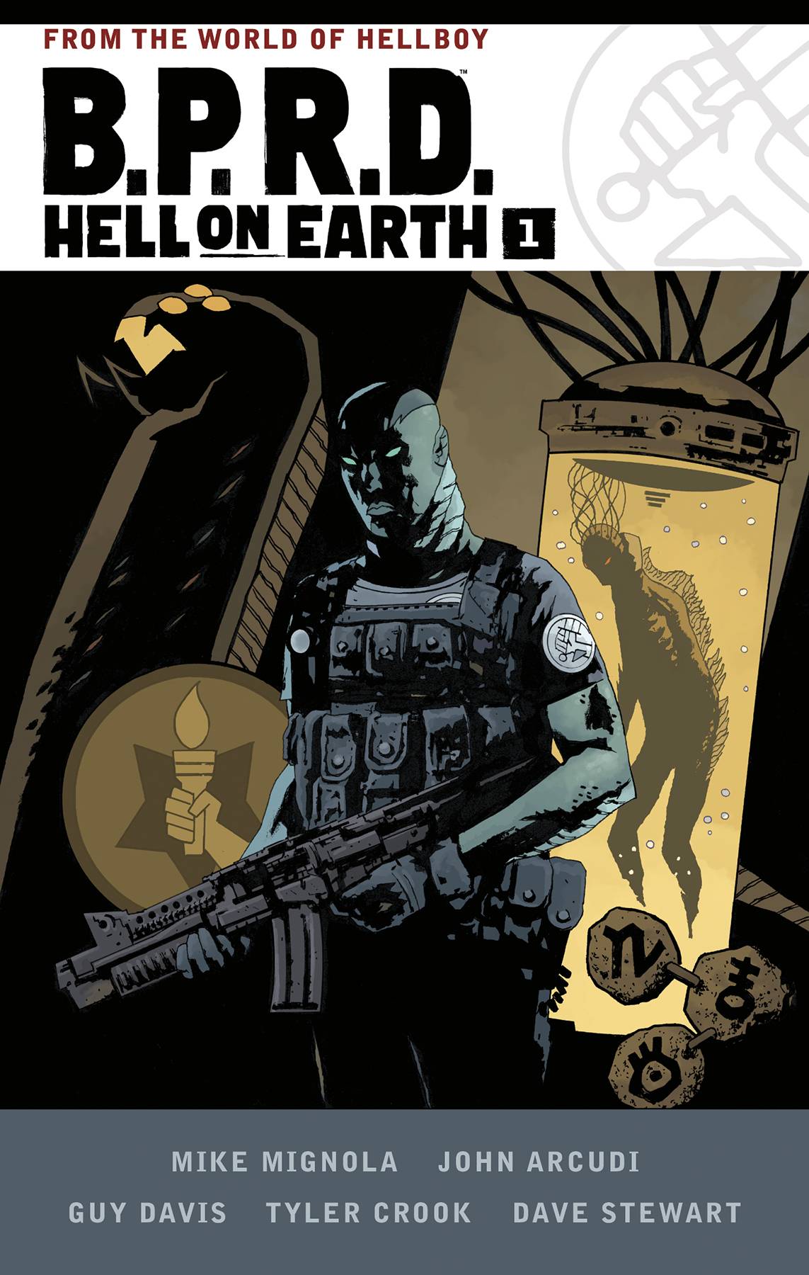 B.P.R.D.: Hell on Earth (Trade Paperback) Vol. 01