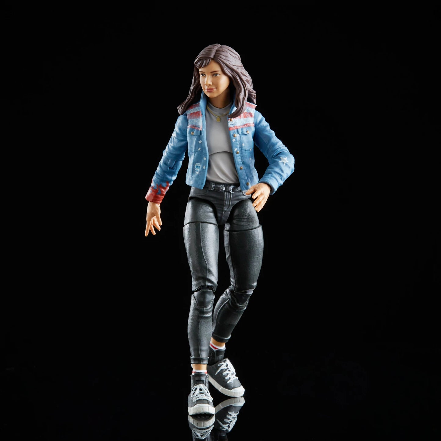 Marvel Legends Series - America Chavez - 6IN Action Figure