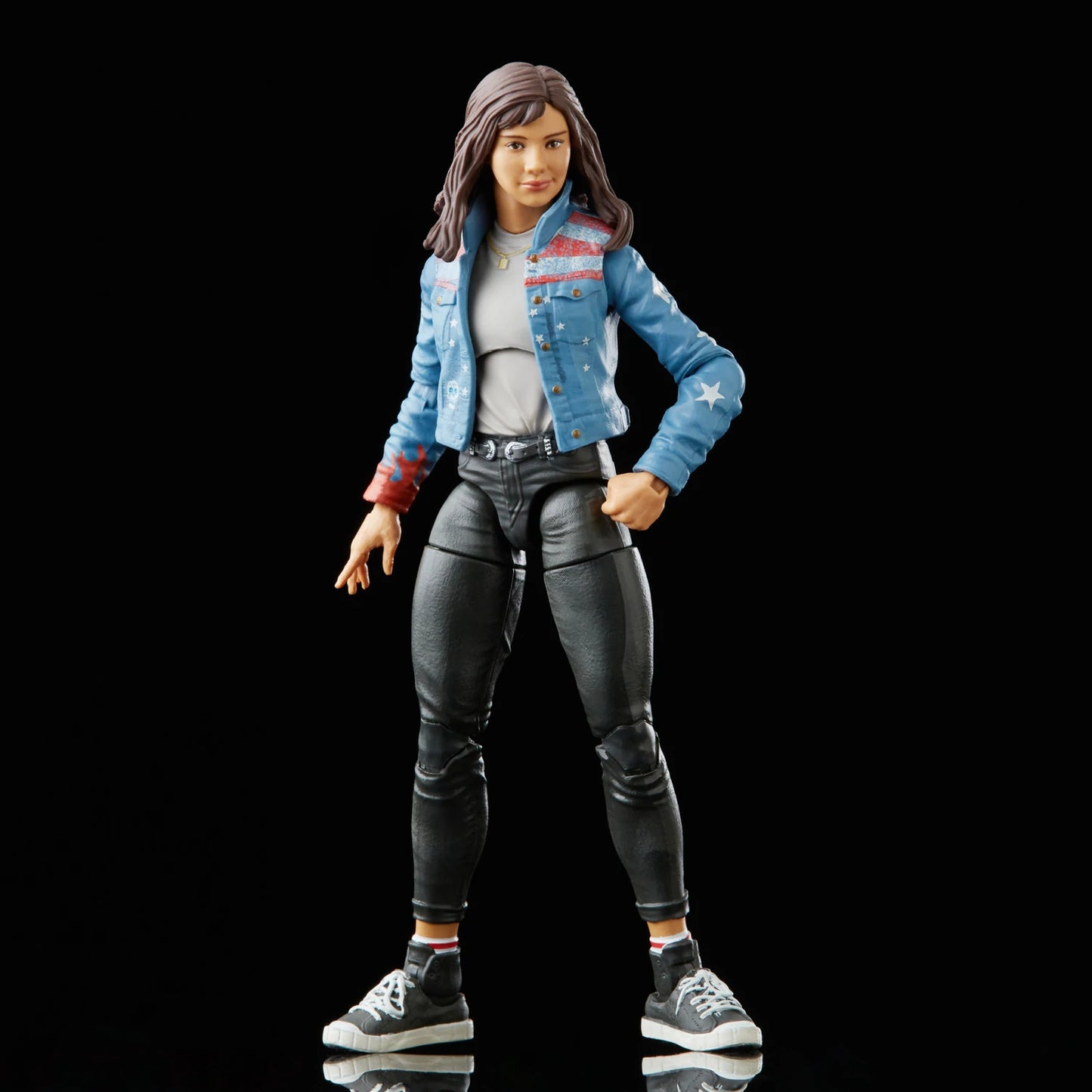 Marvel Legends Series - America Chavez - 6IN Action Figure