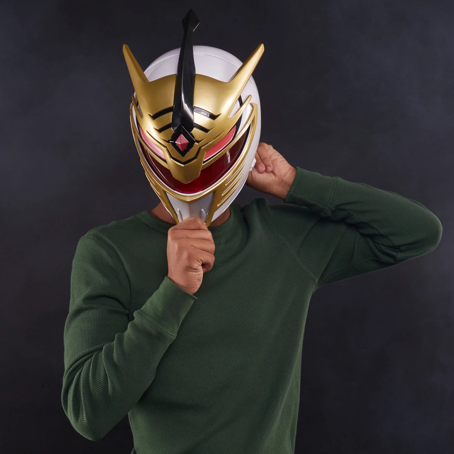 Power Rangers Lightning Collection - Mighty Morphin - Lord Drakkon - Premium Electronic Role Play Helmet